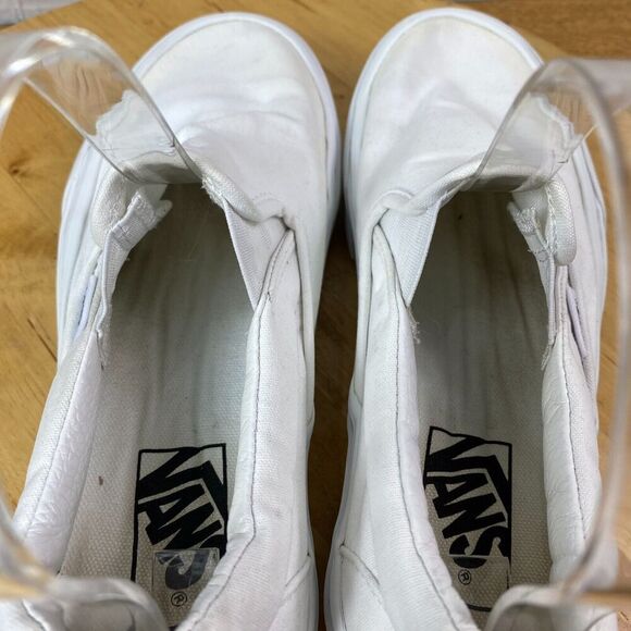 Vans Classic Slip On True White Women’s 7 Men’s Size 5.5 Unisex Sneakers Shoe - Picture 6 of 8